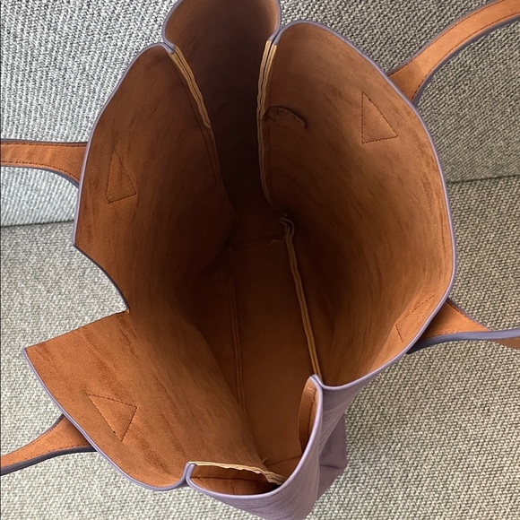 JAFRA Chic Plum Tote with Tan Straps - Picture 13 of 16